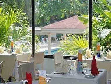Wyndham Kingston Jamaica Hotel